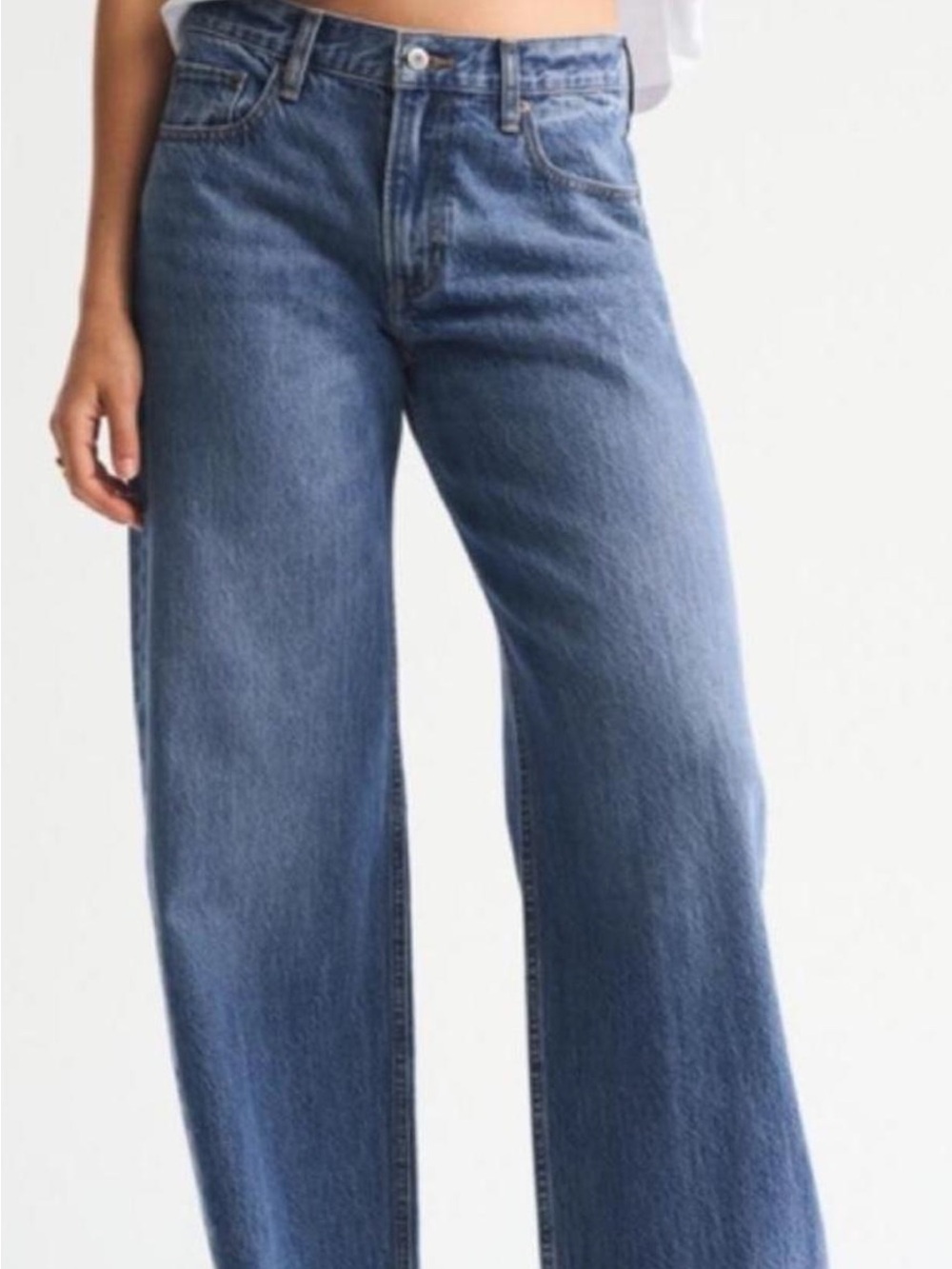 Abercrombie Low Rise Wide-Leg Women's Jeans - 29